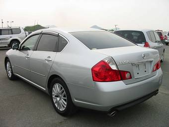 2004 Nissan Fuga Photos