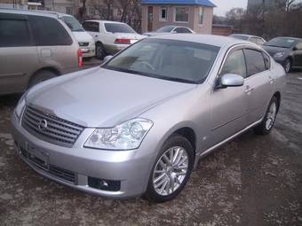 2004 Nissan Fuga Photos