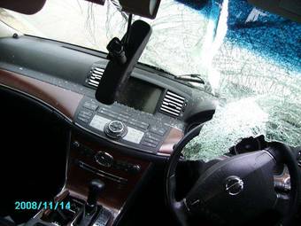 2004 Nissan Fuga Photos