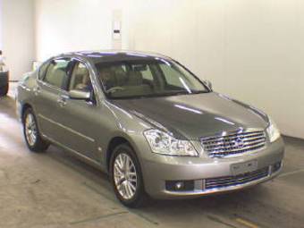 2004 Nissan Fuga Pictures