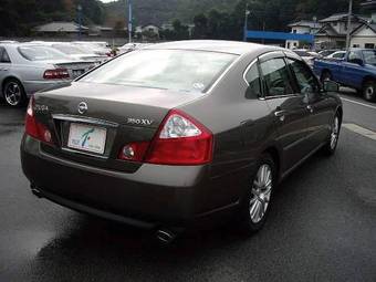 2004 Nissan Fuga Pictures