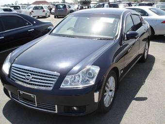 2004 Nissan Fuga Pictures