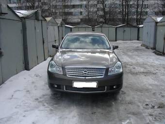 2004 Nissan Fuga Pictures