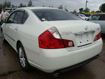 2004 Nissan Fuga Pictures