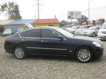 2004 Nissan Fuga Pictures