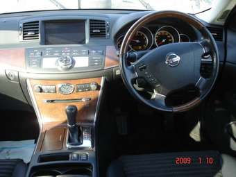 2005 Nissan Fuga Photos