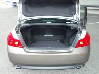 2005 Nissan Fuga Photos