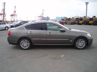 2005 Nissan Fuga Pictures