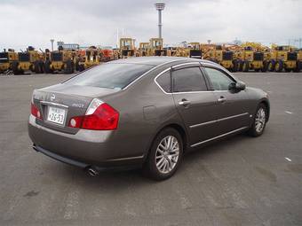 2005 Nissan Fuga Pics