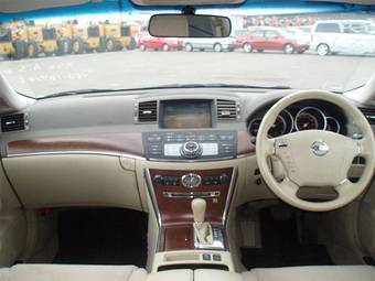 2005 Nissan Fuga Photos
