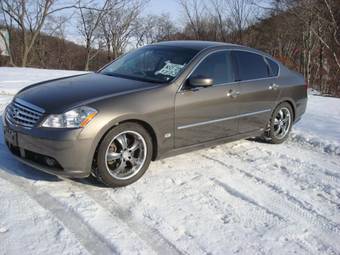 2005 Nissan Fuga Pictures