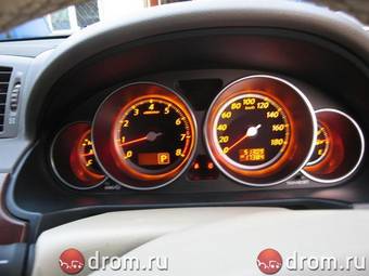 2005 Nissan Fuga Photos