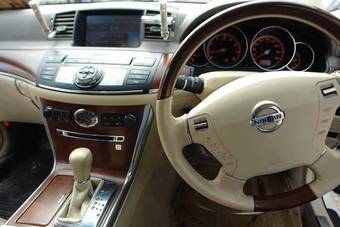 2005 Nissan Fuga Pictures