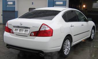 2005 Nissan Fuga Images