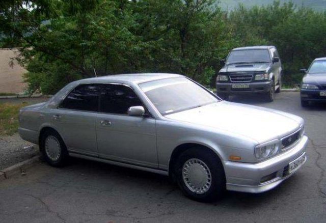 1995 Nissan Gloria