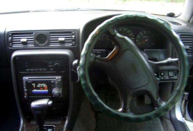 1995 Nissan Gloria