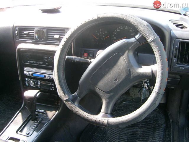 1995 Nissan Gloria