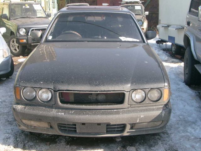 1995 Nissan Gloria