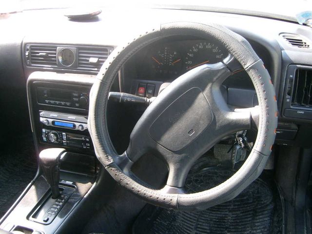 1995 Nissan Gloria