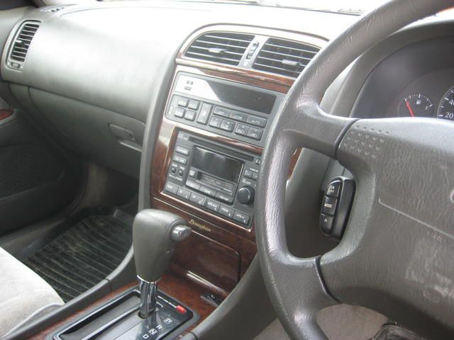 1997 Nissan Gloria