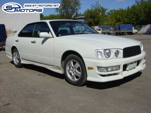 1997 Nissan Gloria Photos