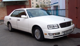 1998 Nissan Gloria