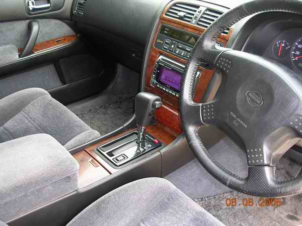 1998 Nissan Gloria