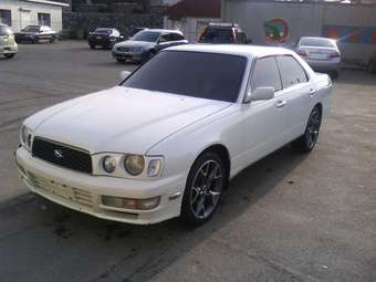 1998 Nissan Gloria Pictures