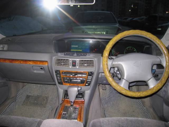 1999 Nissan Gloria