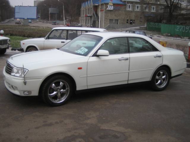 1999 Nissan Gloria