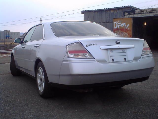 1999 Nissan Gloria