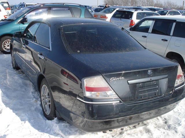 1999 Nissan Gloria