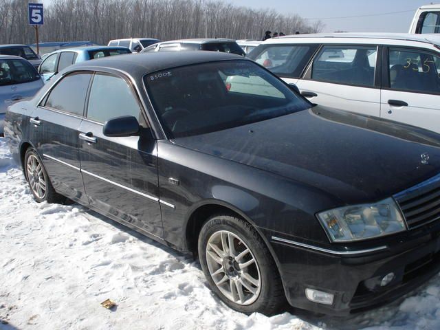 1999 Nissan Gloria