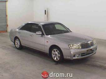 1999 Nissan Gloria Photos
