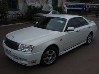 1999 Nissan Gloria Photos