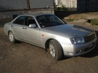 1999 Nissan Gloria Photos