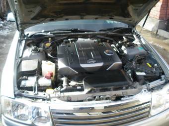 1999 Nissan Gloria Pictures