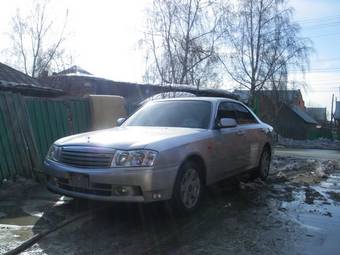 1999 Nissan Gloria Pictures