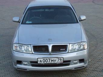 1999 Nissan Gloria Photos