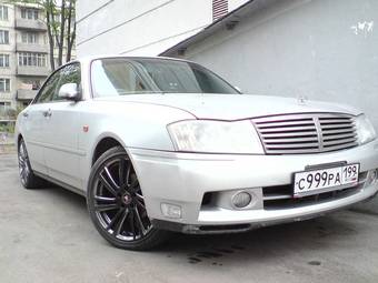 1999 Nissan Gloria Pictures