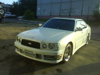 1999 Nissan Gloria Pictures