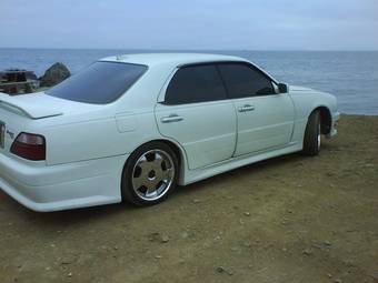 1999 Nissan Gloria Photos