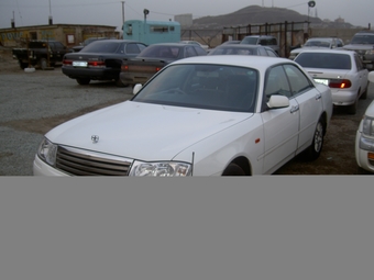 2000 Nissan Gloria