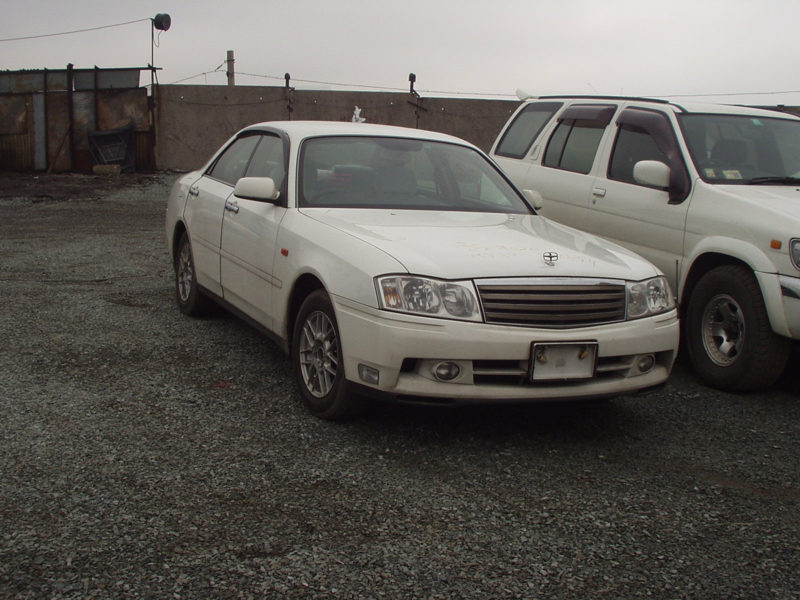 2000 Nissan Gloria