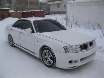 2000 Nissan Gloria