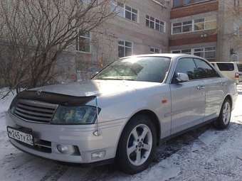 2000 Nissan Gloria