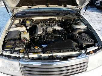 2000 Nissan Gloria For Sale