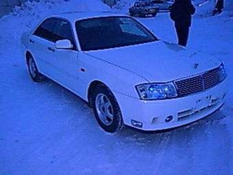 2000 Nissan Gloria Pictures