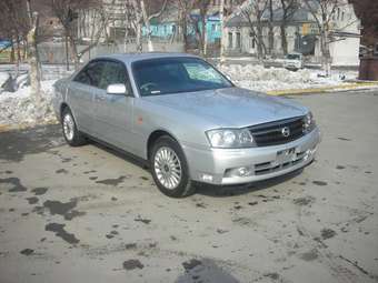 2000 Nissan Gloria Pics