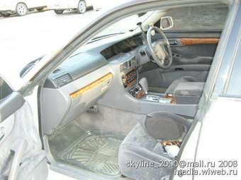 2000 Nissan Gloria Pics